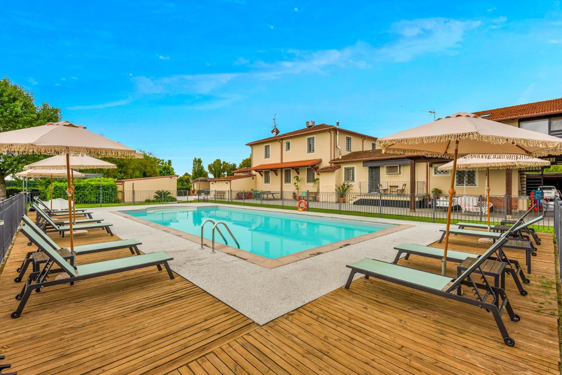 Vistalago Versilia Massarosa Exterior photo